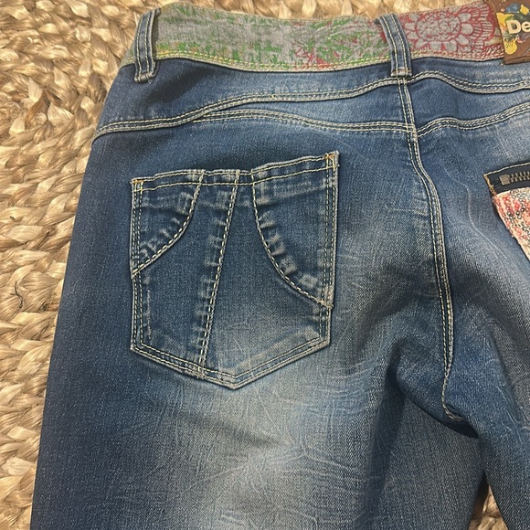 DESIGUAL light wash Slim Fit Decorated Waistband and pocket Jeans. SZ 28 vintage - Picture 12 of 13